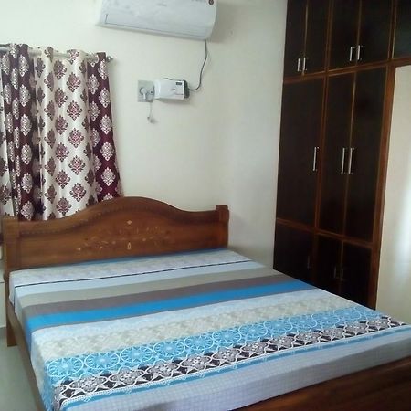 G K Homestay 蒂鲁帕蒂 外观 照片